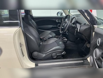 Used MINI Hatch 2011 for sale - 79600885: Photo