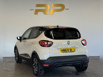 Used Renault Captur 2019 for sale - 79532759: Photo