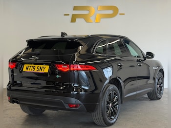 Used Jaguar F-Pace 2019 for sale - 79296003: Photo