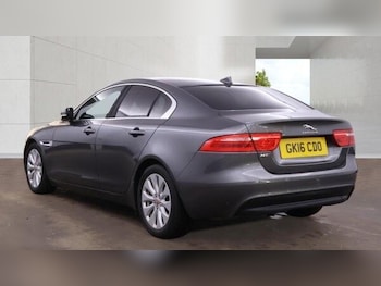 Used Jaguar XE 2016 for sale - 79050138: Photo