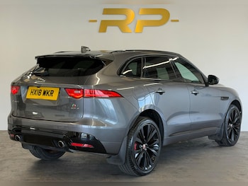 Used Jaguar F-Pace 2018 for sale - 79050177: Photo