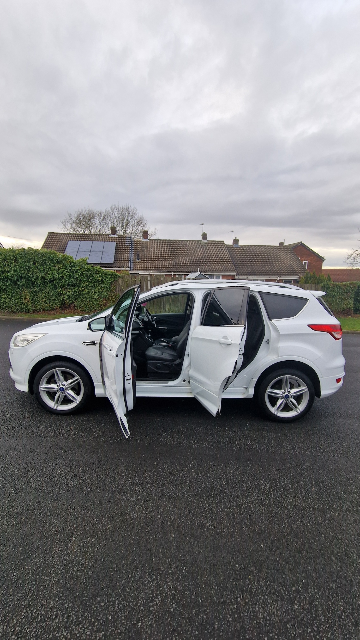 Used Ford Kuga 2014 for sale - 77547991: Photo 10