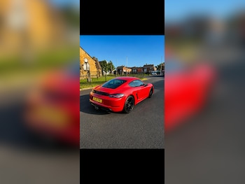 Used Porsche Cayman 2019 for sale - 78862377: Photo