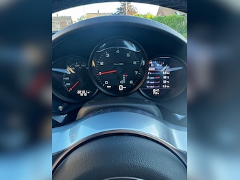 Used Porsche Cayman 2019 for sale - 78862377: Photo