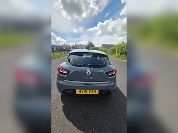 Used Renault Clio 2018 for sale - 78611855: Photo