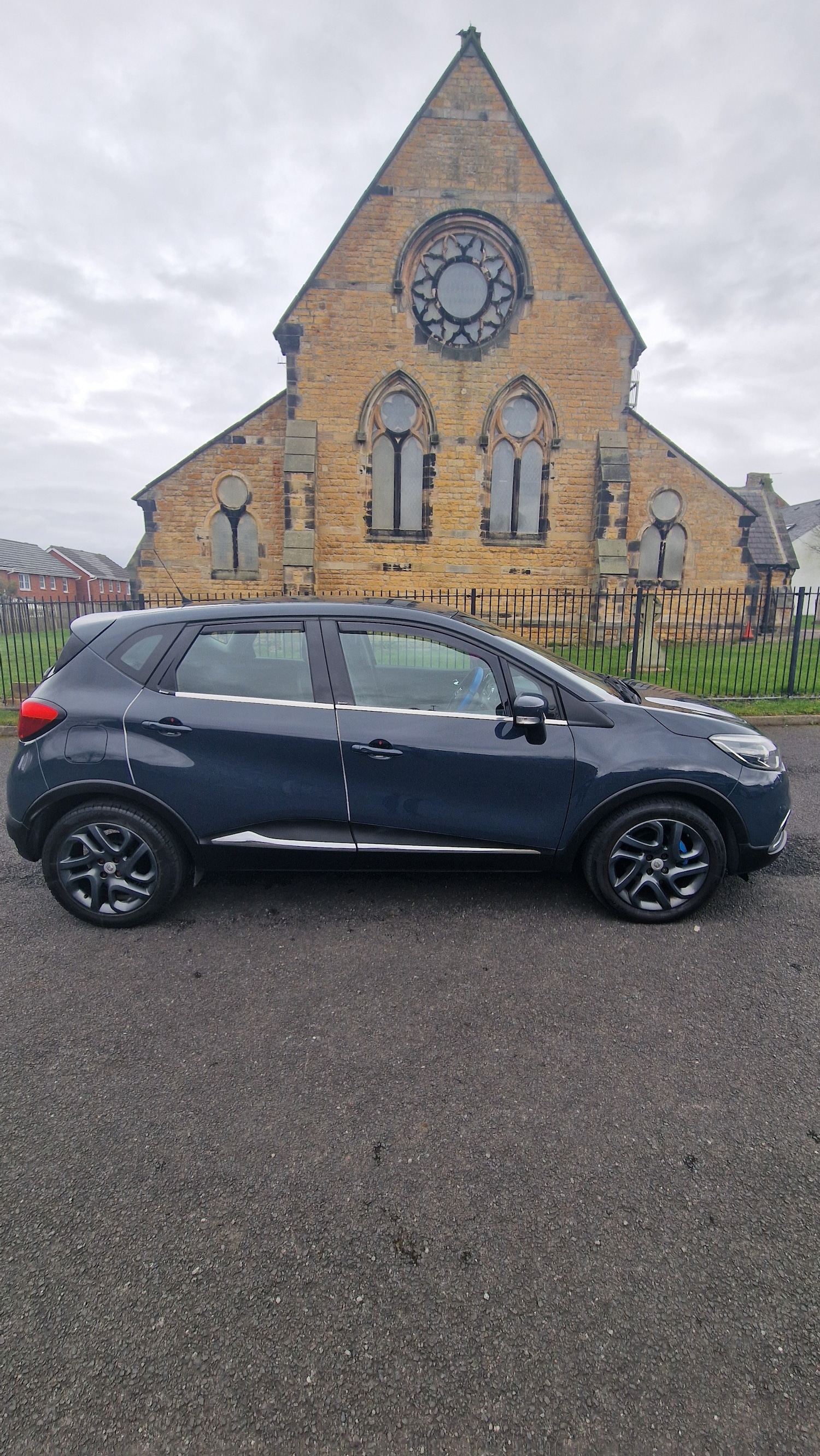 Used Renault Captur 2014 for sale - 77902824: Photo 1