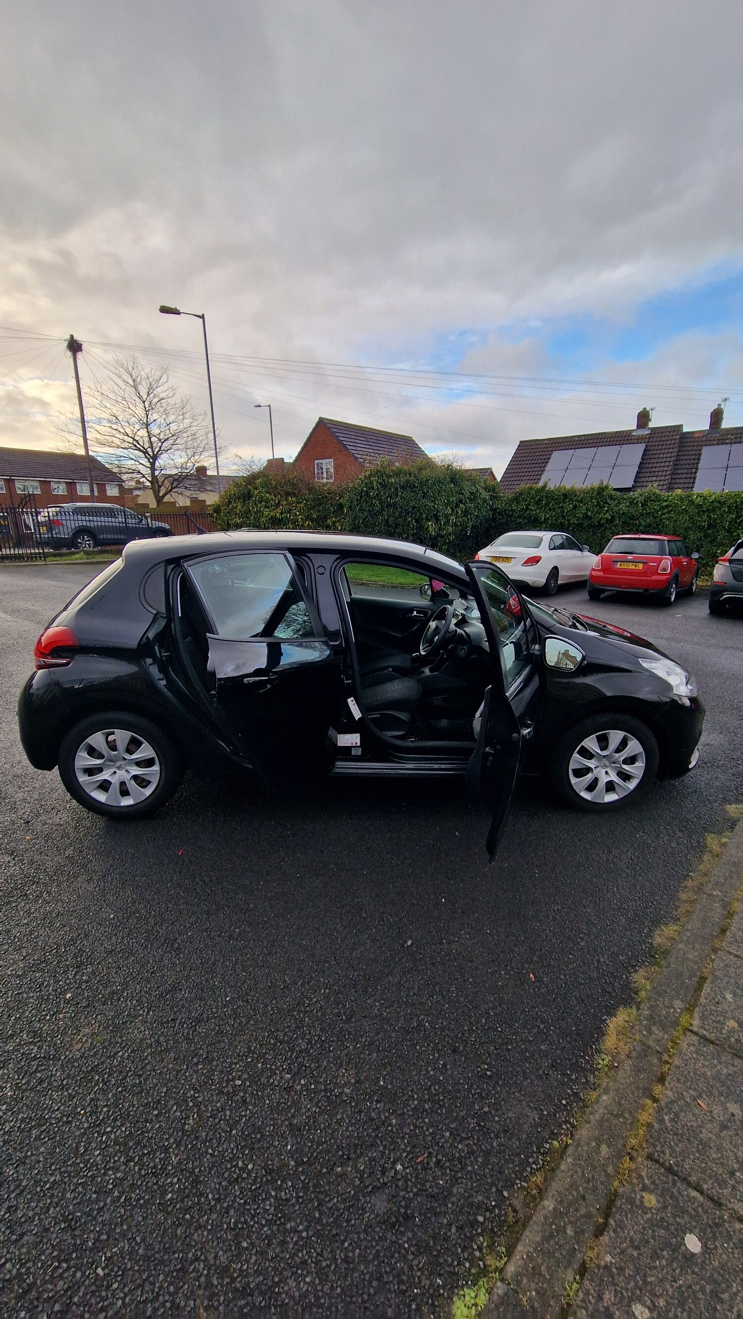 Used Peugeot 208 2016 for sale - 77196706: Photo 9