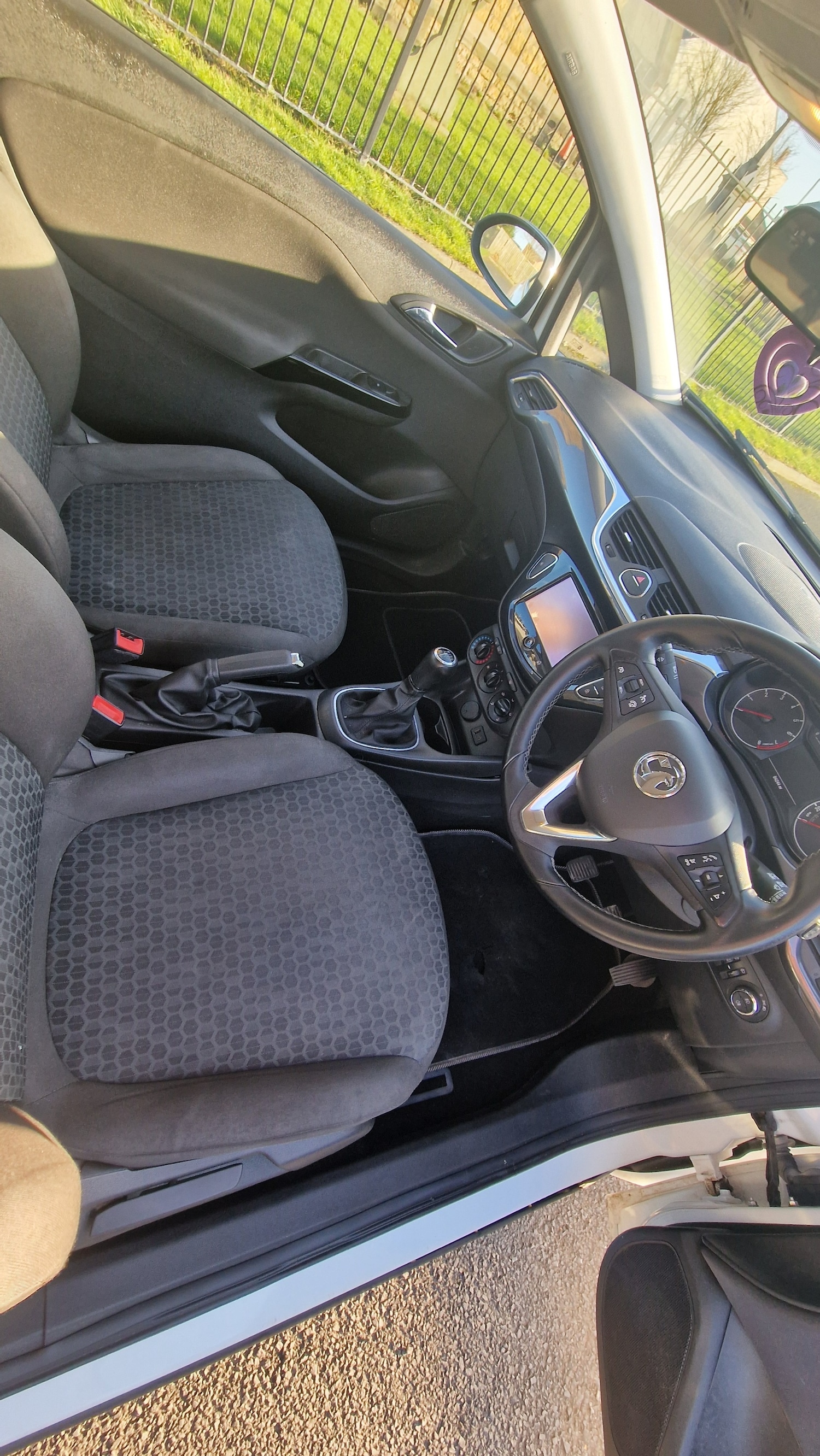 Used Vauxhall Corsa 2015 for sale - 77735904: Photo 9