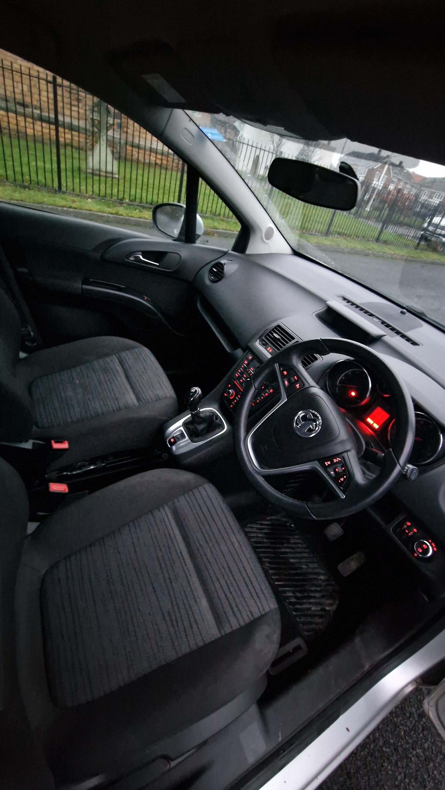 Used Vauxhall Meriva 2014 for sale - 77303335: Photo 11