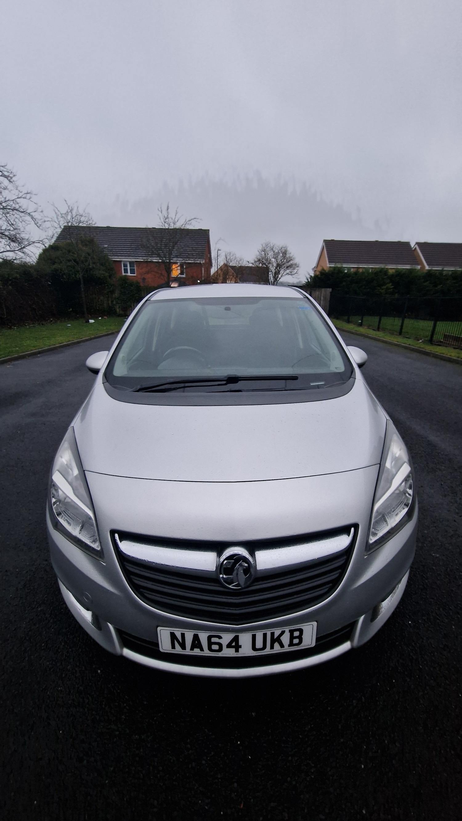 Used Vauxhall Meriva 2014 for sale - 77303335: Photo 2