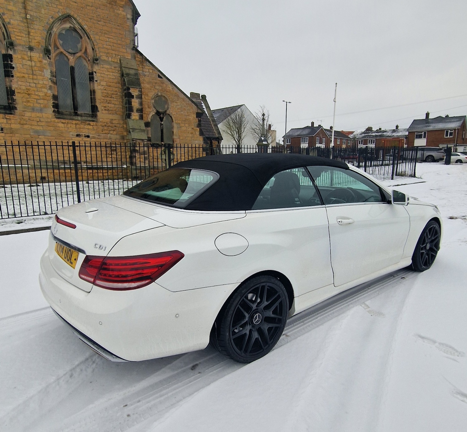 Used Mercedes-Benz E Class 2014 for sale - 77201080: Photo 2