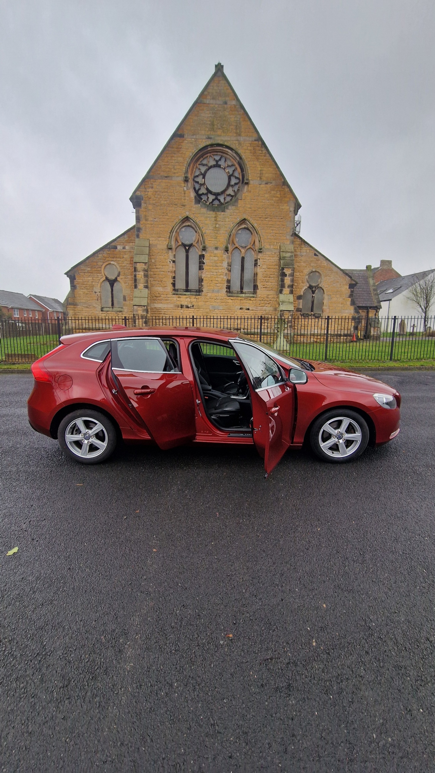 Used Volvo V40 2016 for sale - 77311463: Photo 11