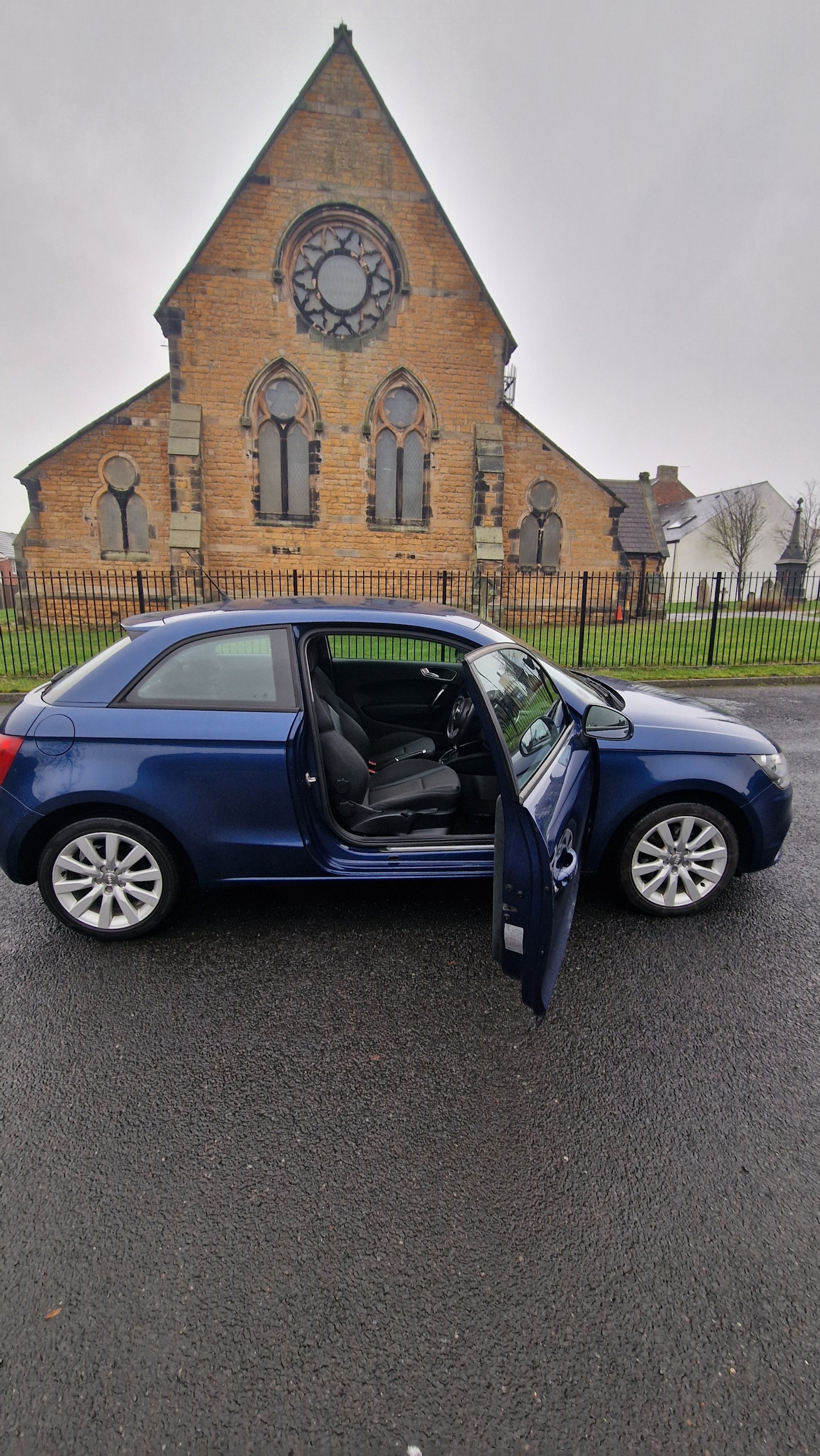 Used Audi A1 2012 for sale - 77303256: Photo 11