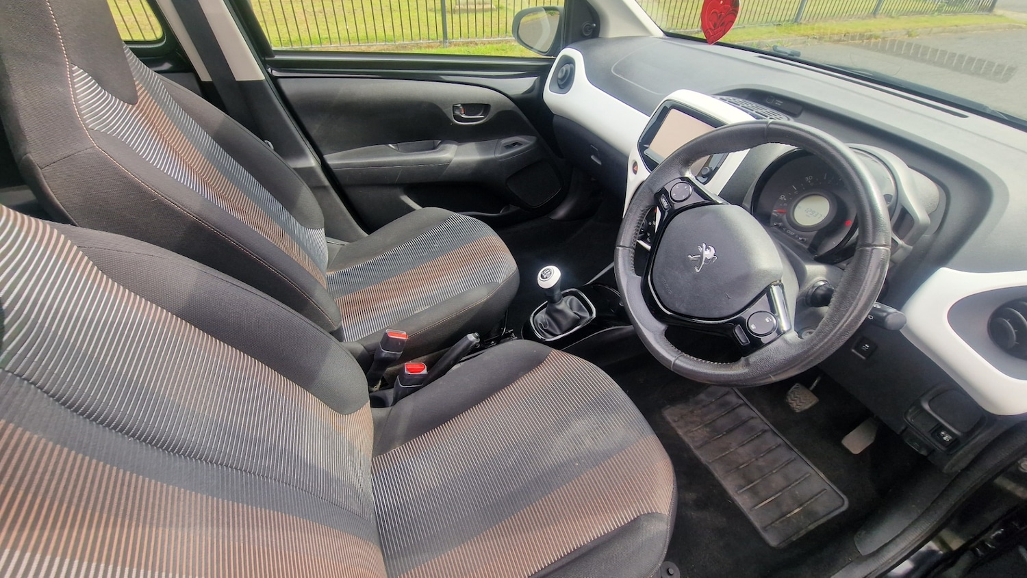 Used Peugeot 108 2014 for sale - 77201069: Photo 10