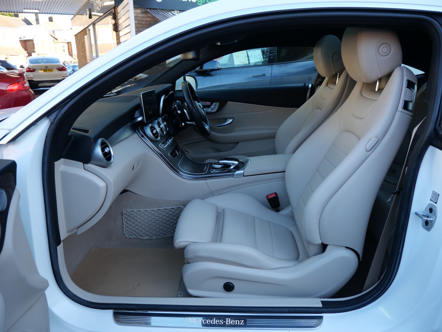 Used Mercedes-Benz C Class 2016 for sale - 77048345: Photo 13