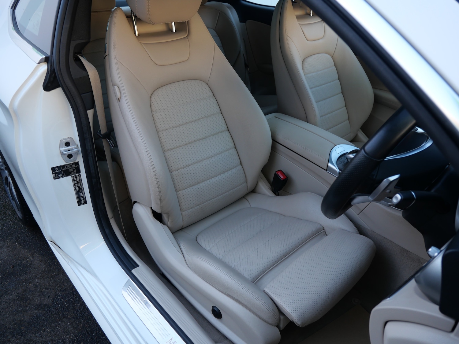 Used Mercedes-Benz C Class 2016 for sale - 77048345: Photo 9