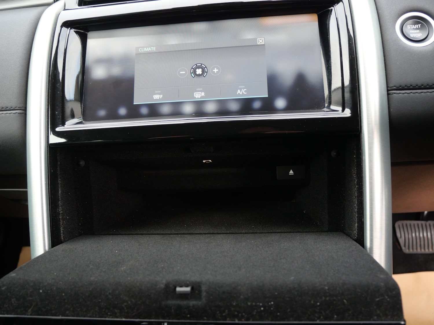 Used Land Rover Discovery 2018 for sale - 76922695: Photo 26