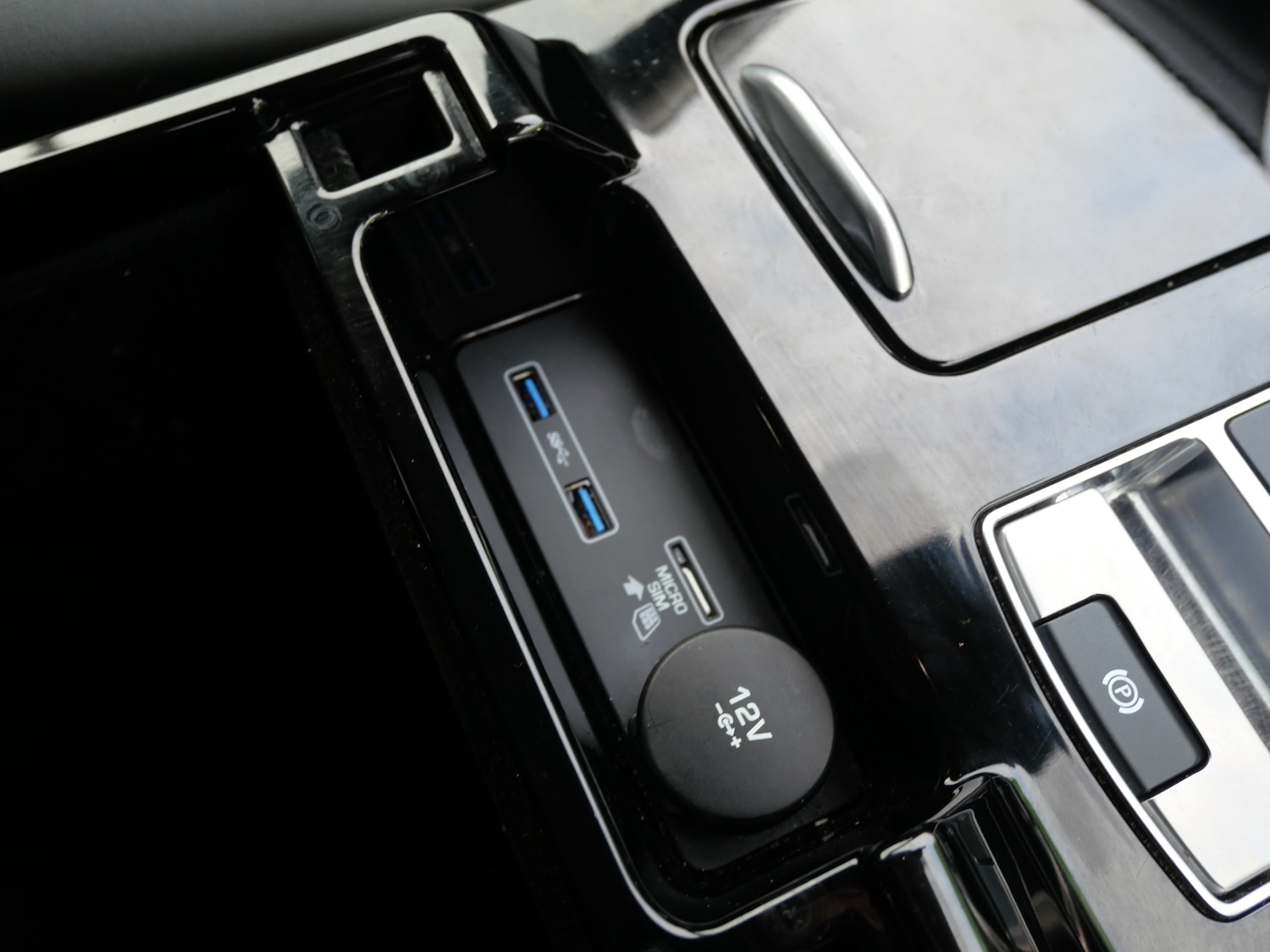 Used Land Rover Discovery 2018 for sale - 76922695: Photo 35