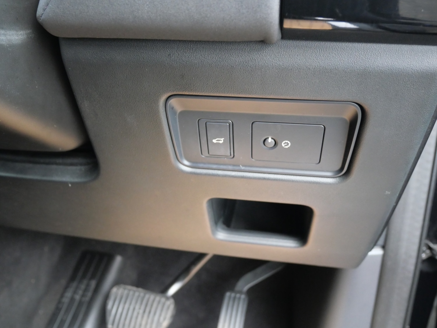 Used Land Rover Discovery 2018 for sale - 76922695: Photo 44