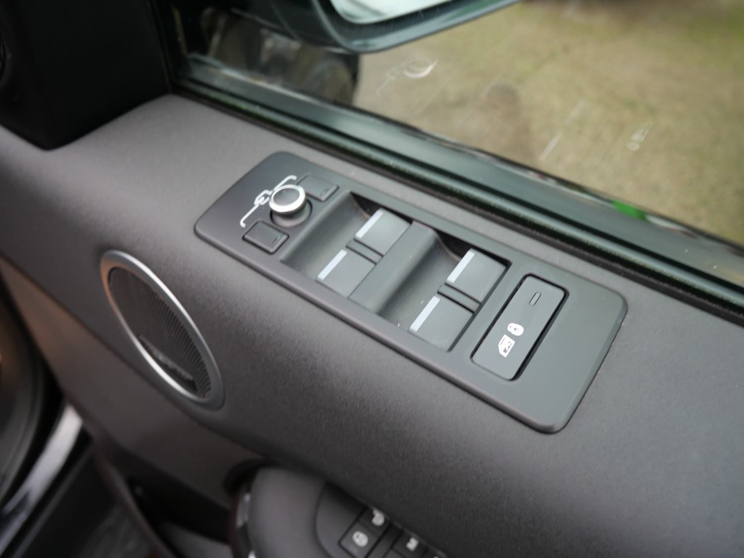 Used Land Rover Discovery 2018 for sale - 76922695: Photo 48