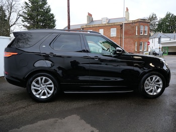 Used Land Rover Discovery 2018 for sale - 76922695: Photo