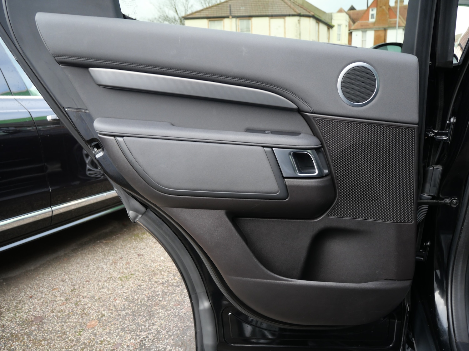 Used Land Rover Discovery 2018 for sale - 76922695: Photo 52