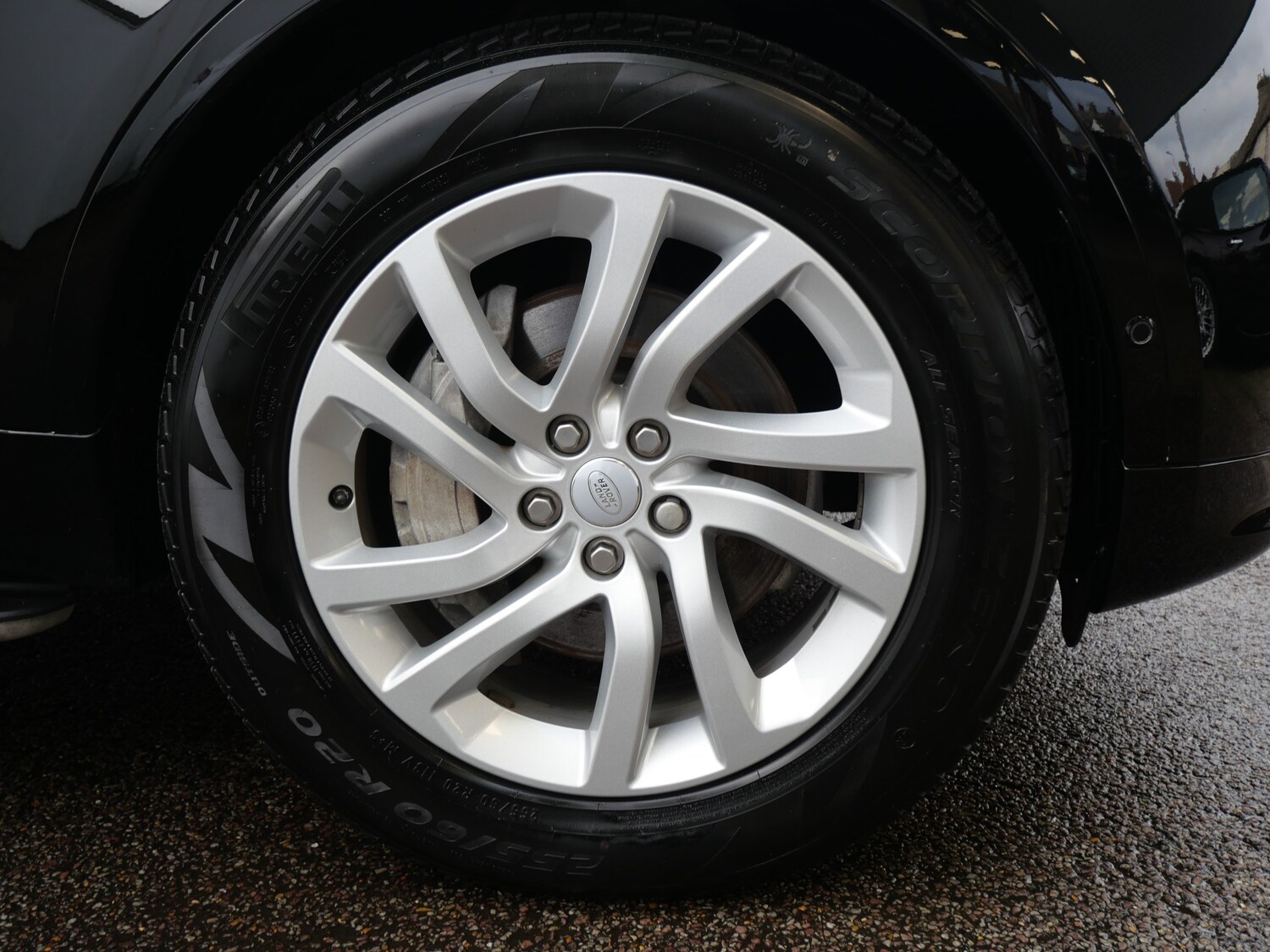 Used Land Rover Discovery 2018 for sale - 76922695: Photo 57