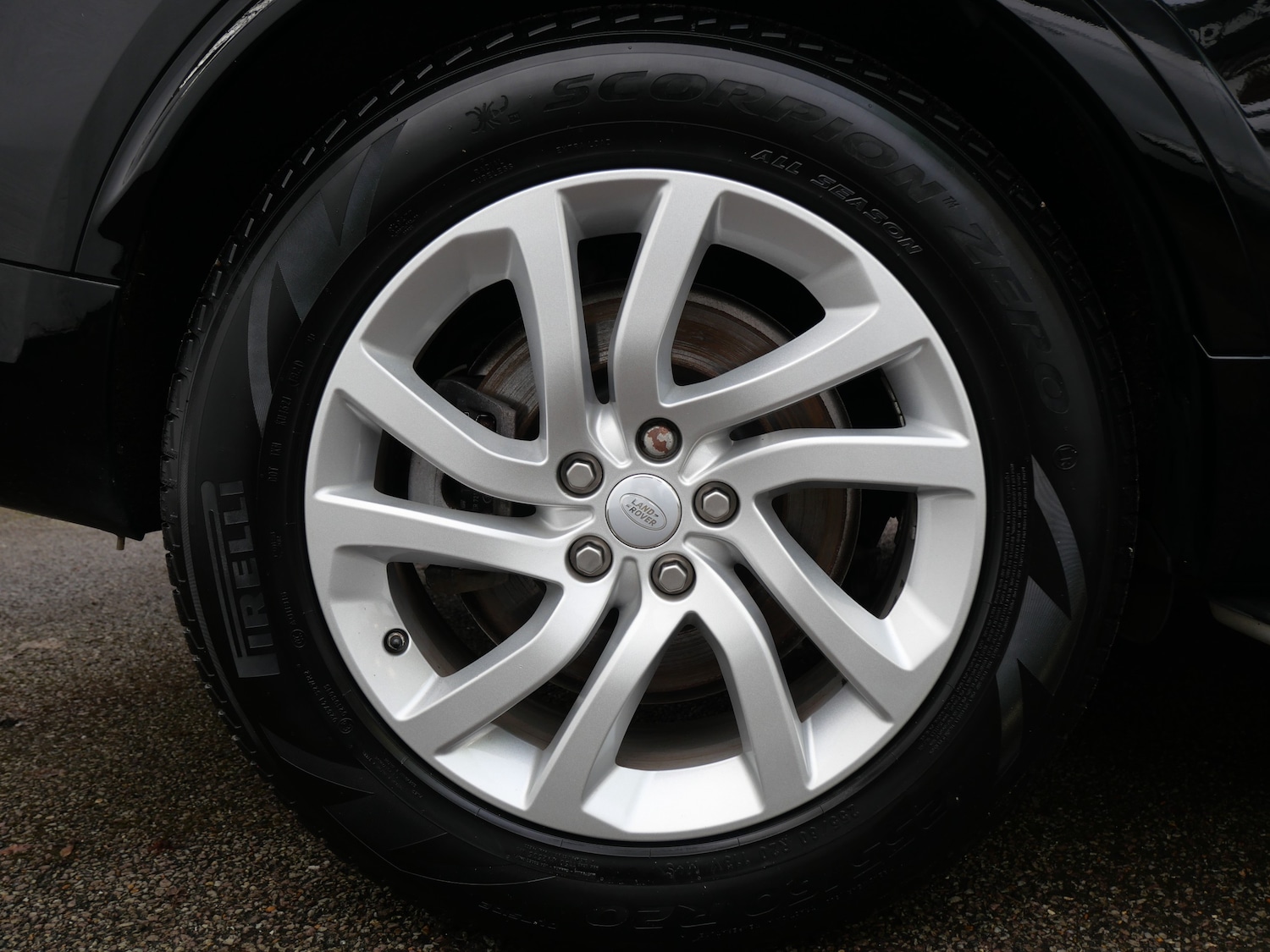 Used Land Rover Discovery 2018 for sale - 76922695: Photo 58