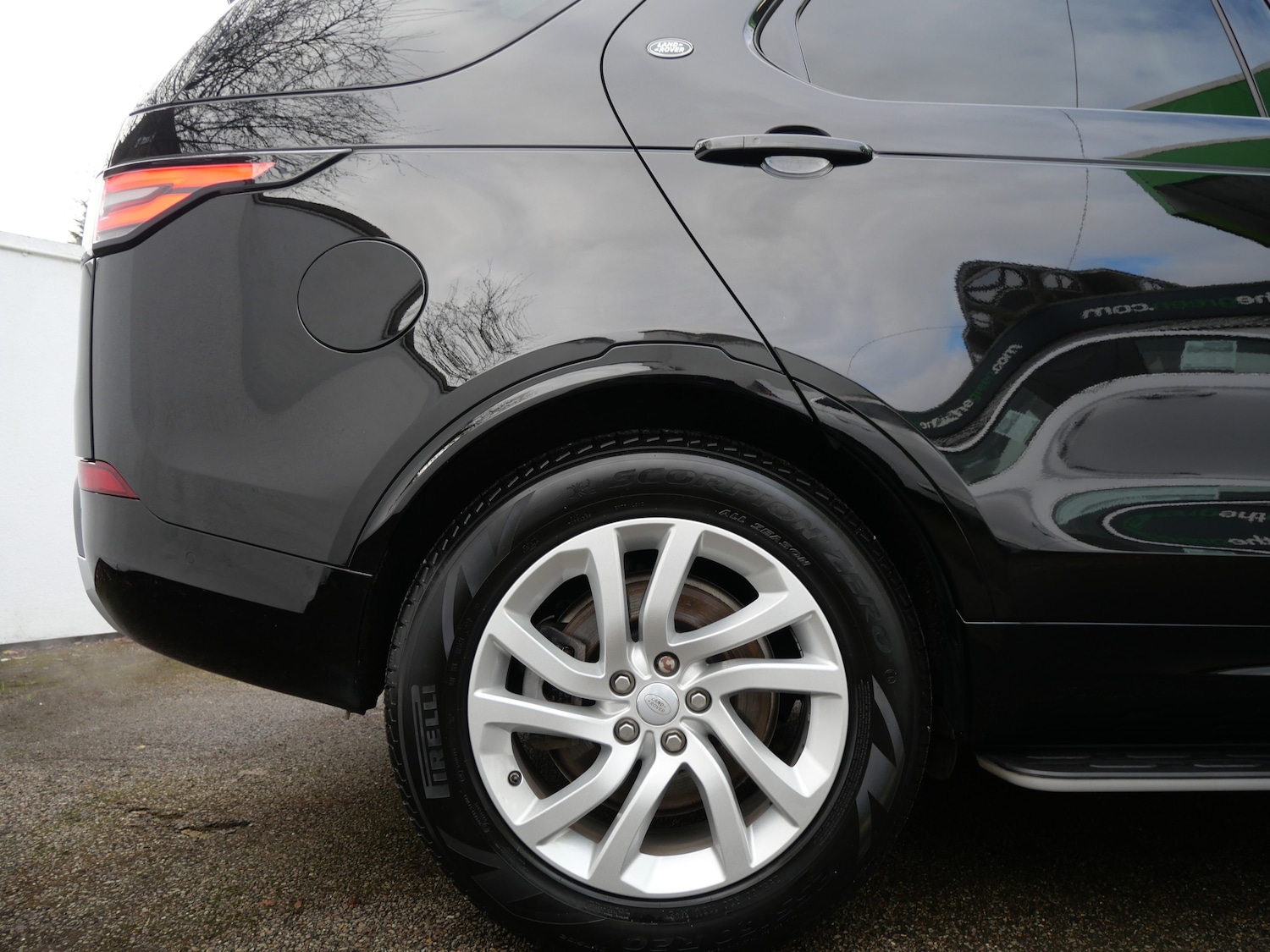 Used Land Rover Discovery 2018 for sale - 76922695: Photo 59