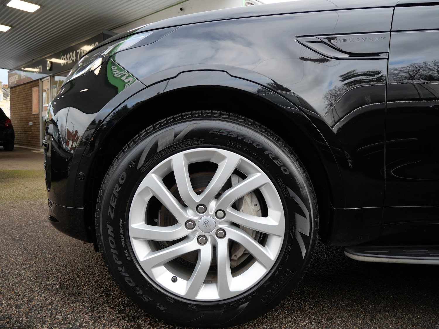 Used Land Rover Discovery 2018 for sale - 76922695: Photo 67