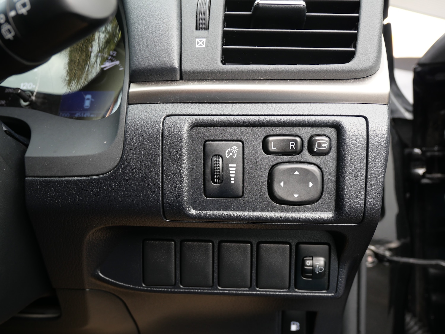 Used Lexus CT 2017 for sale - 77341063: Photo 40