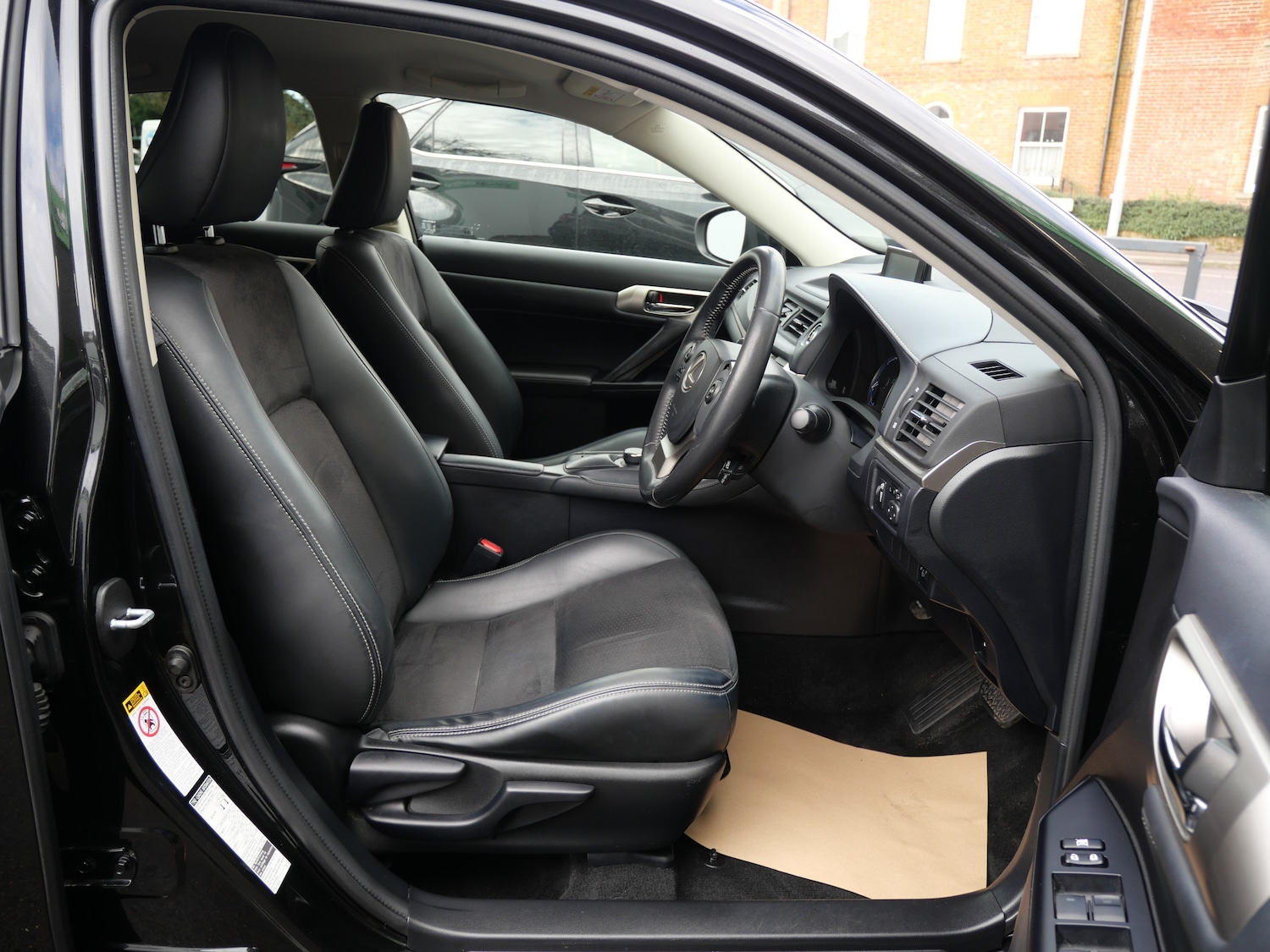 Used Lexus CT 2017 for sale - 77341063: Photo 7