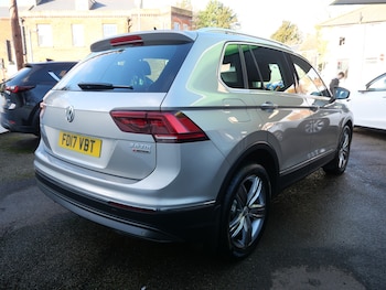 Used Volkswagen Tiguan 2017 for sale - 77118136: Photo