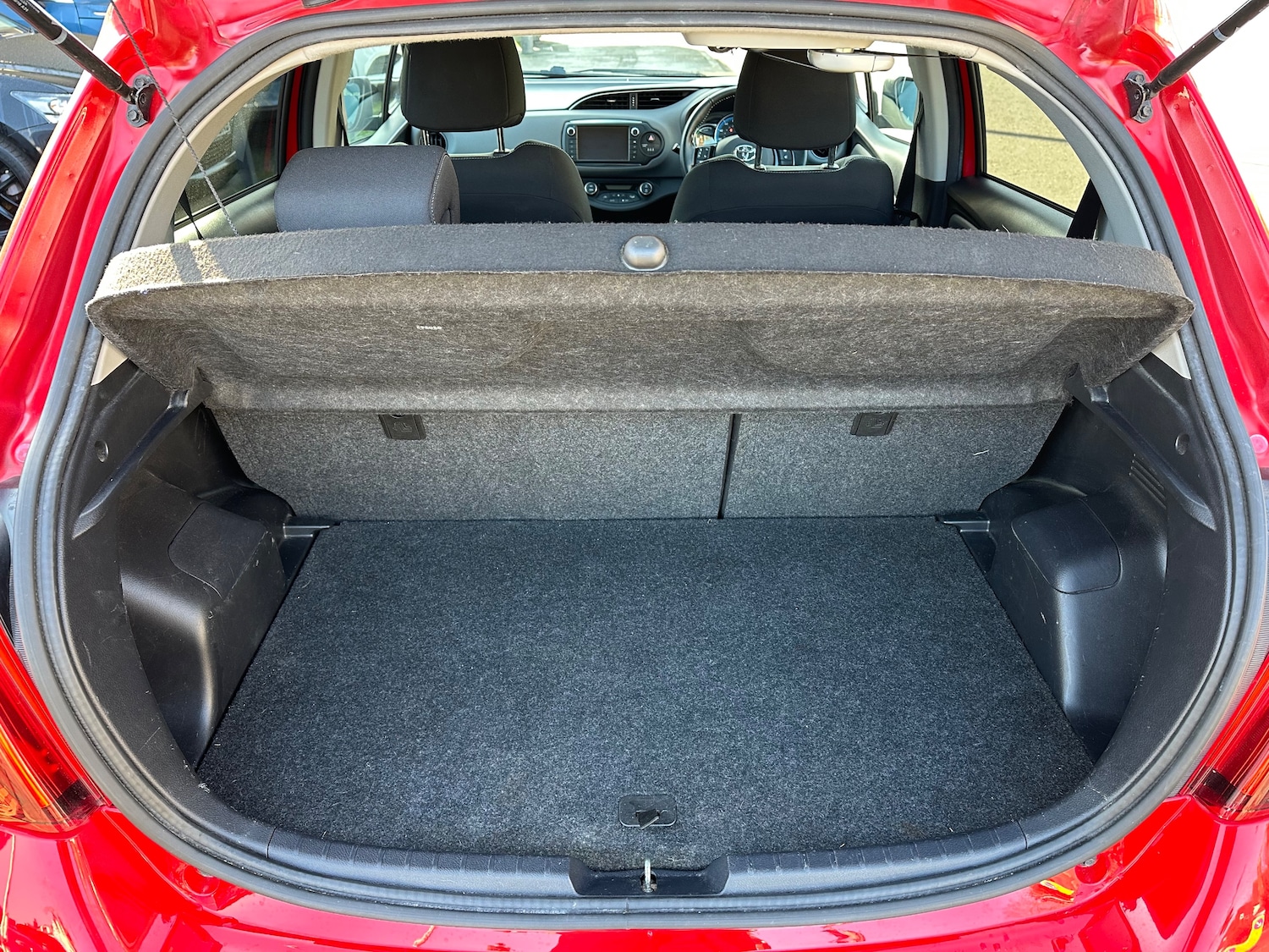 Used Toyota Yaris 2016 for sale - 77665993: Photo 22