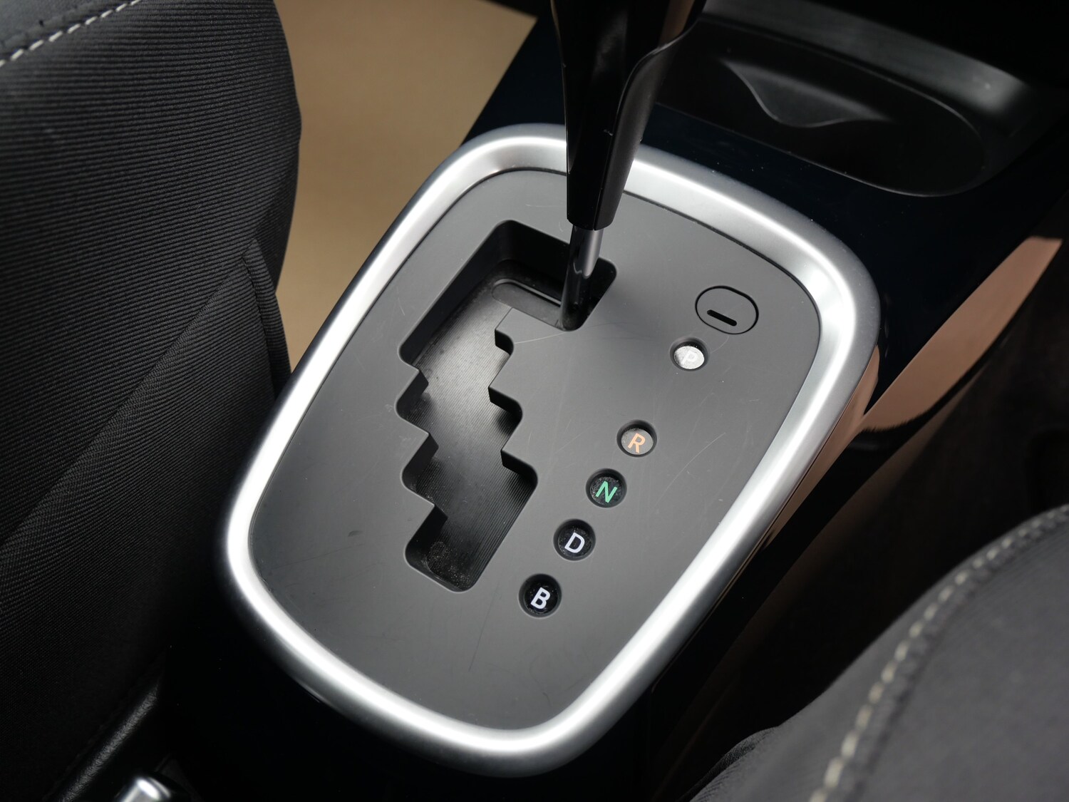 Used Toyota Yaris 2016 for sale - 77665993: Photo 23