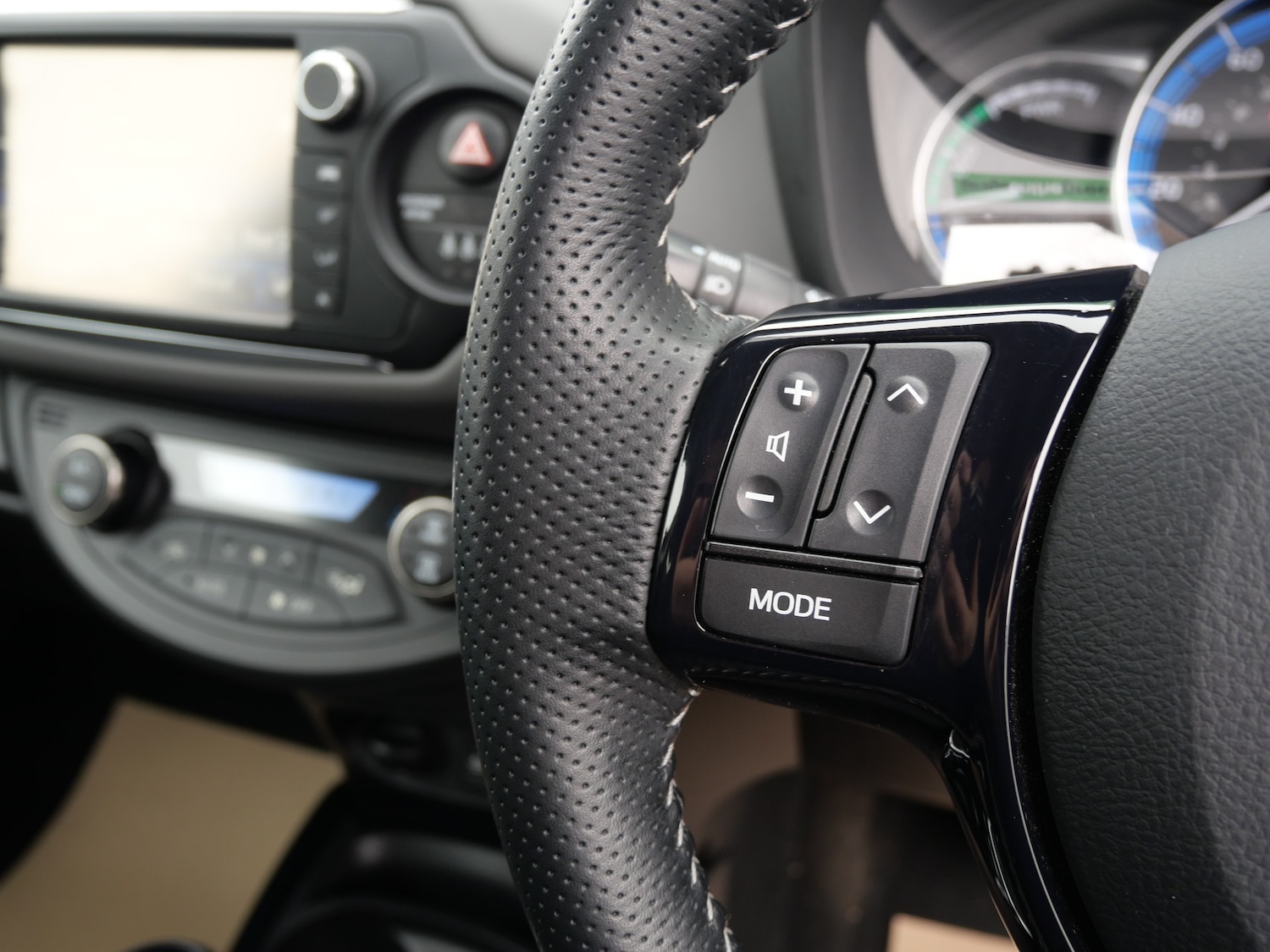 Used Toyota Yaris 2016 for sale - 77665993: Photo 27