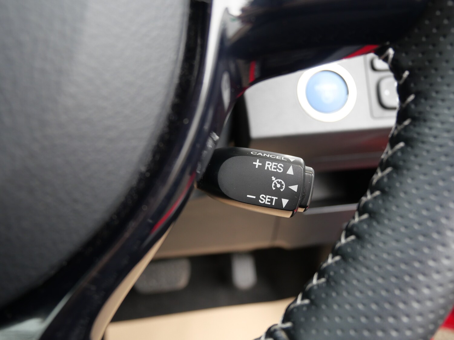 Used Toyota Yaris 2016 for sale - 77665993: Photo 28