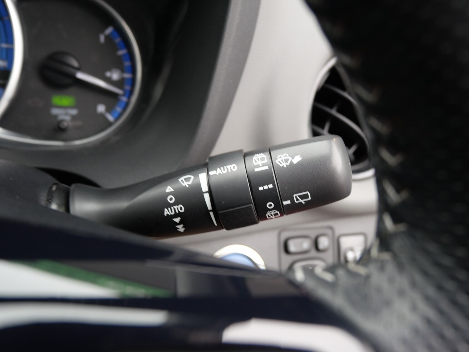 Used Toyota Yaris 2016 for sale - 77665993: Photo 30