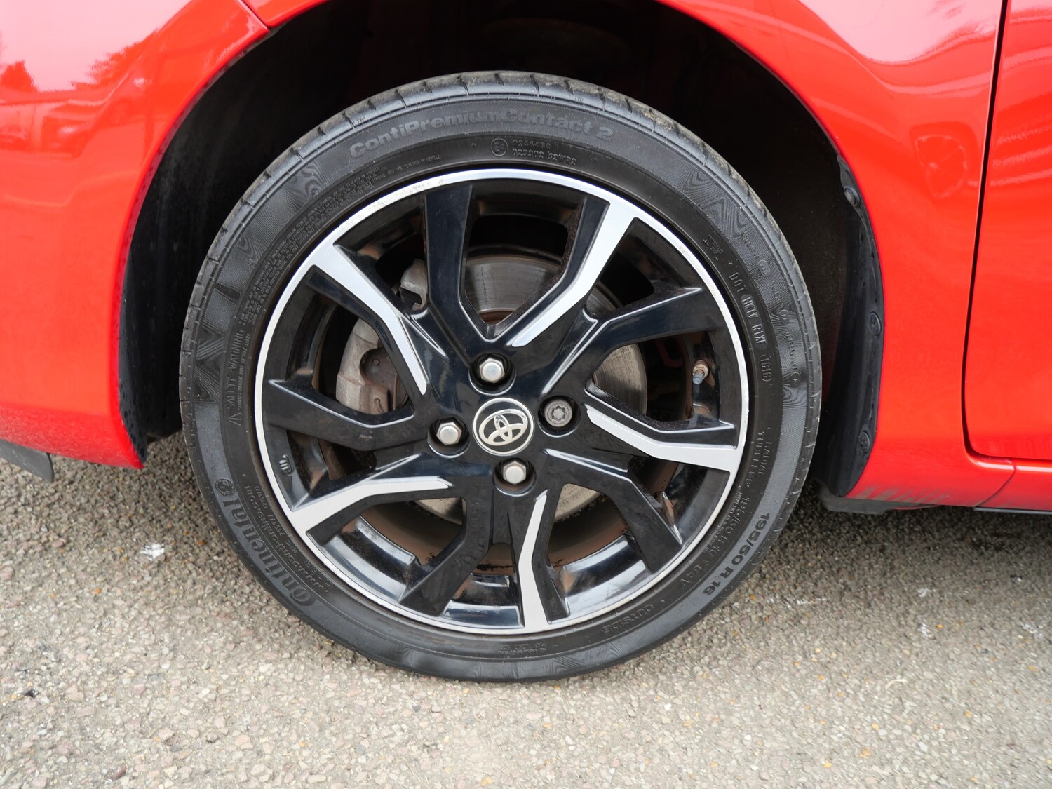 Used Toyota Yaris 2016 for sale - 77665993: Photo 43