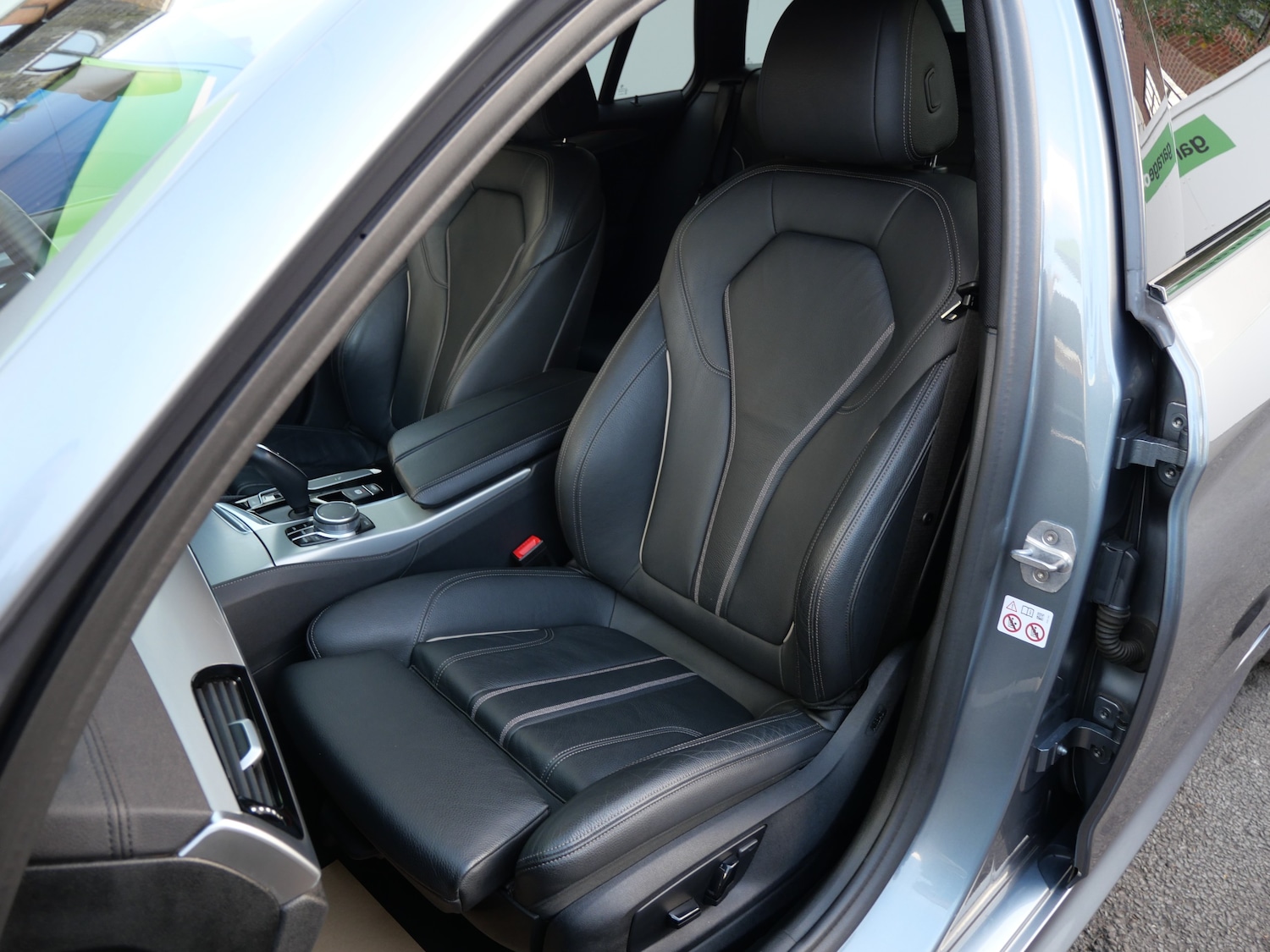 Used BMW 5 Series 2019 for sale - 76637930: Photo 12