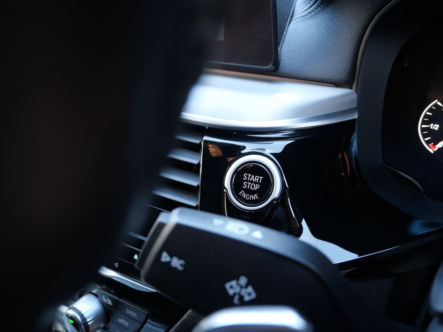 Used BMW 5 Series 2019 for sale - 76637930: Photo 34