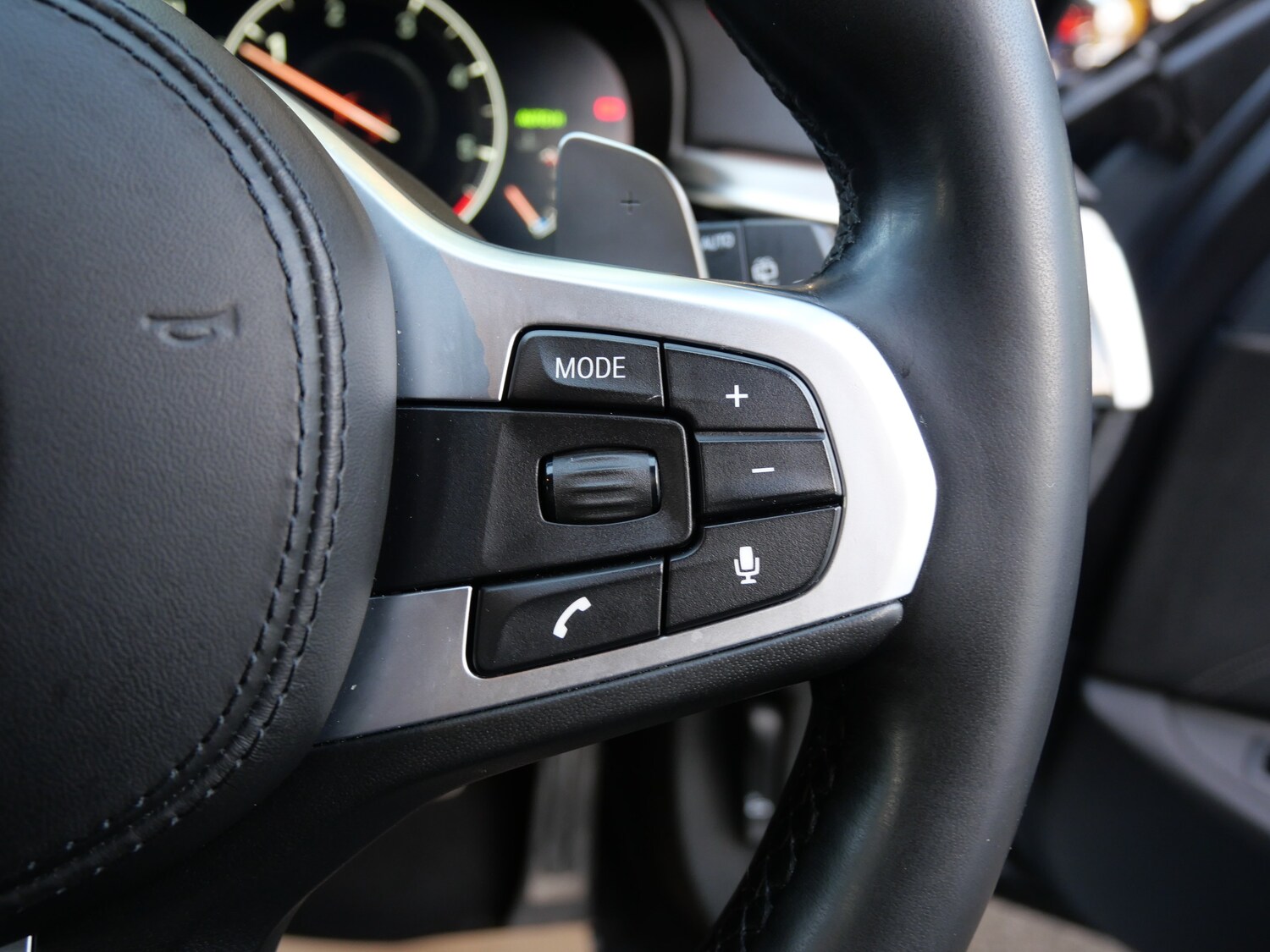 Used BMW 5 Series 2019 for sale - 76637930: Photo 39