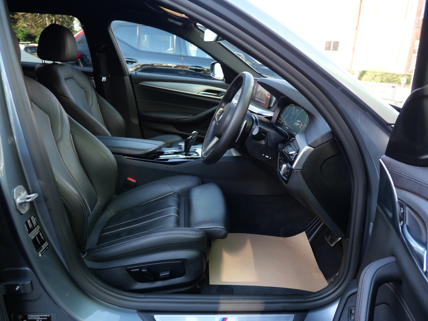 Used BMW 5 Series 2019 for sale - 76637930: Photo 8