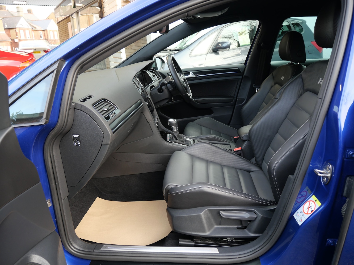 Used Volkswagen Golf 2017 for sale - 76961865: Photo 13