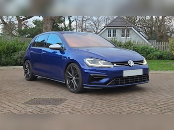 Used Volkswagen Golf 2017 for sale - 76961865: Photo