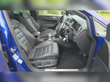 Used Volkswagen Golf 2017 for sale - 76961865: Photo