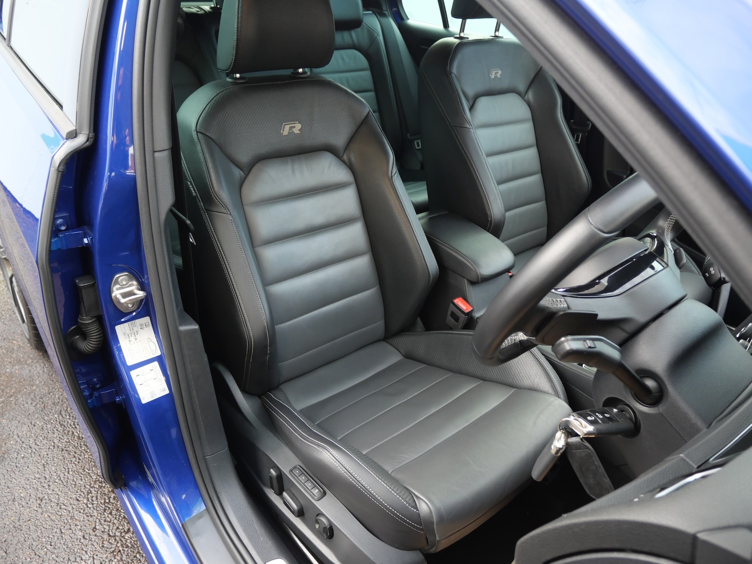 Used Volkswagen Golf 2017 for sale - 76961865: Photo 9