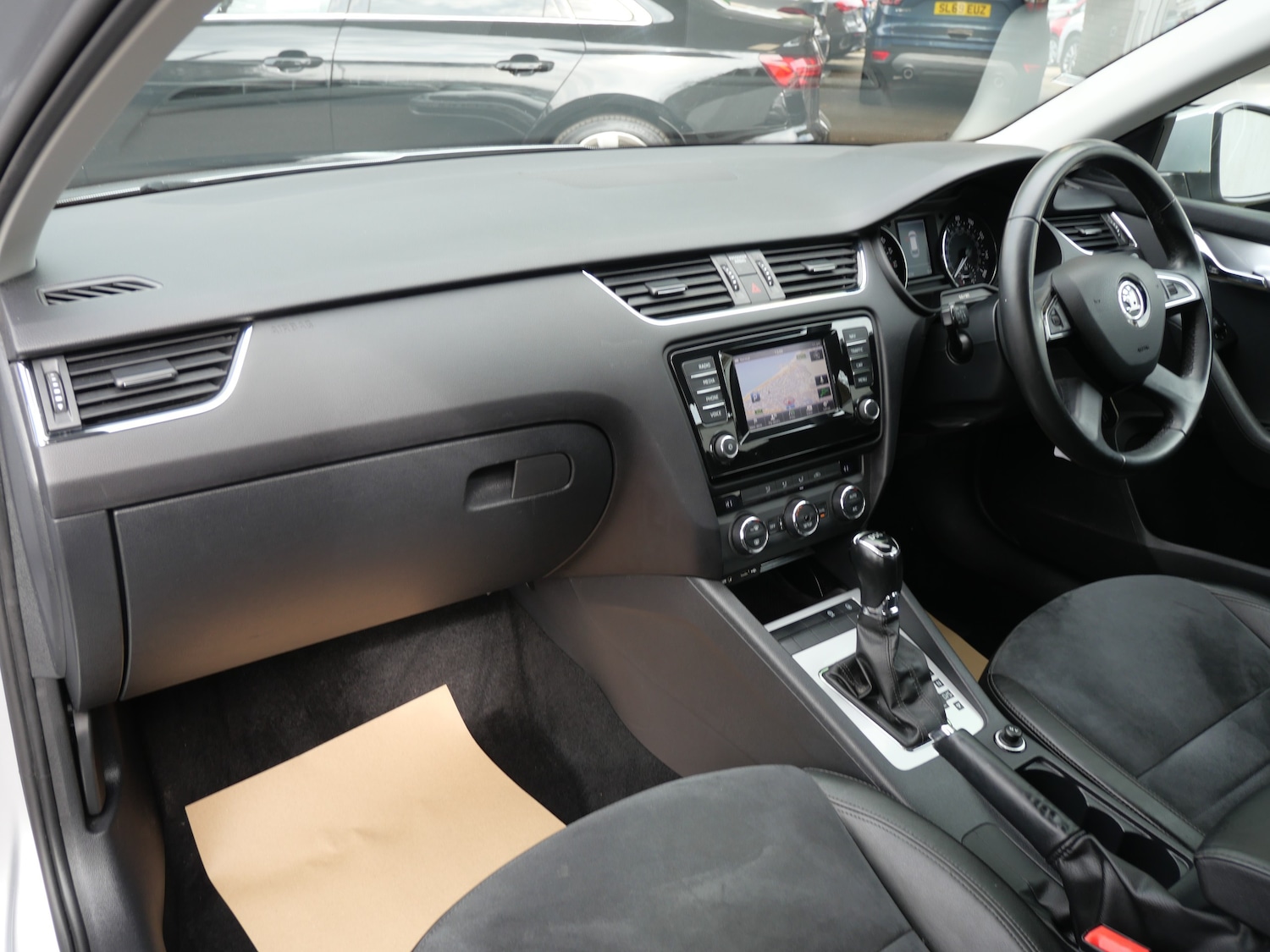 Used Skoda Octavia 2014 for sale - 76236856: Photo 15