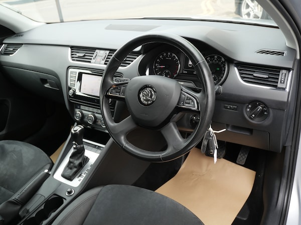 Used Skoda Octavia 2014 for sale - 76236856: Photo 15