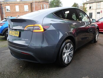 Used Tesla Model Y 2022 for sale - 76798646: Photo